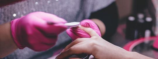 Heropening Nails & Beauty